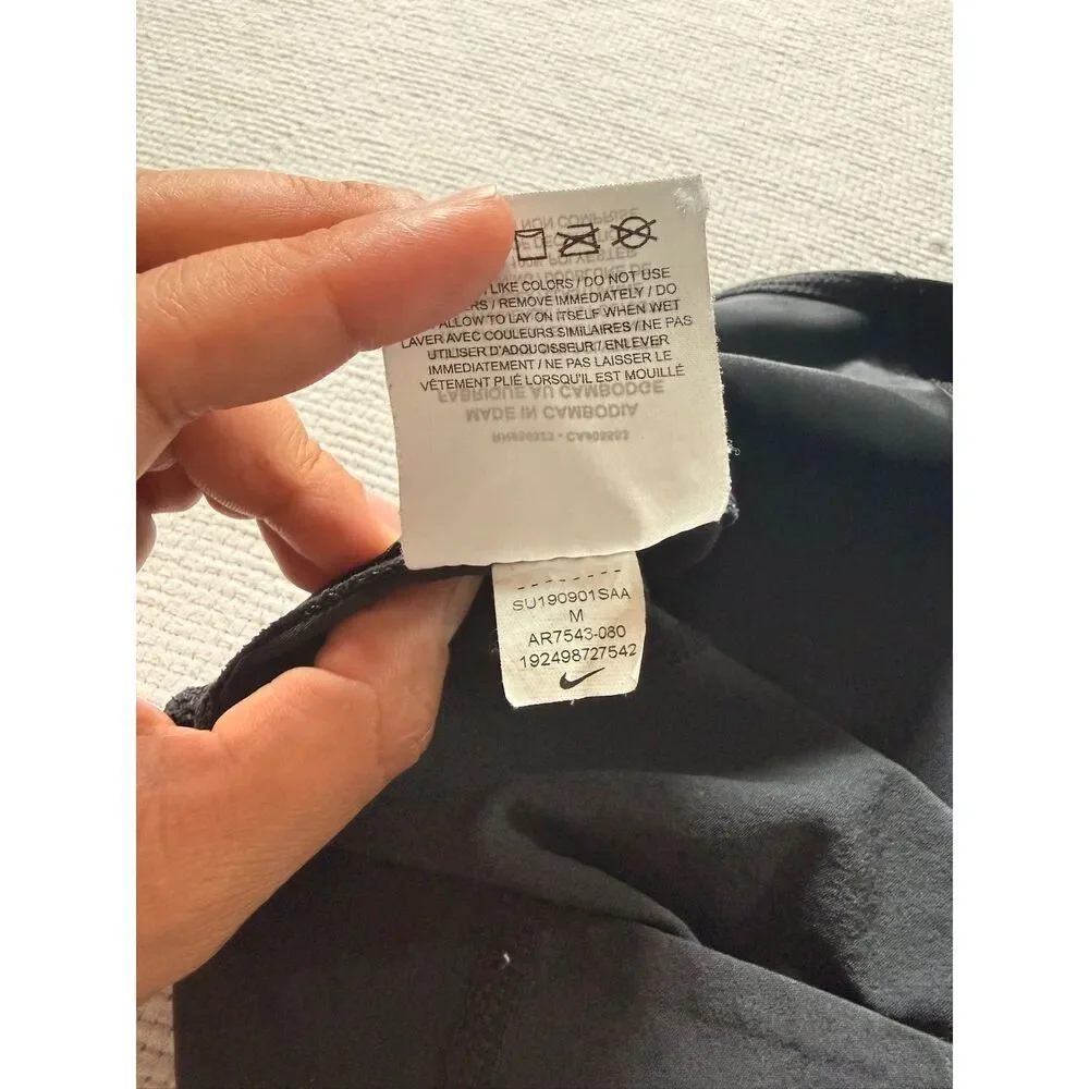 Nike Women's High-Rise Pocket Training Leggings – Black – Size Medium AR7543-080